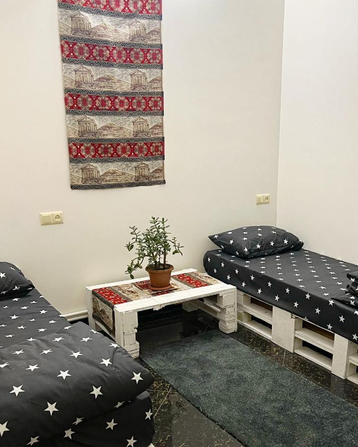 Comfort Hostel Orchid Yerevan Luaran gambar