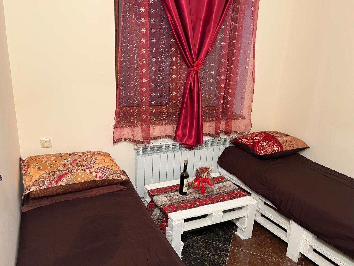 Comfort Hostel Orchid Yerevan Luaran gambar